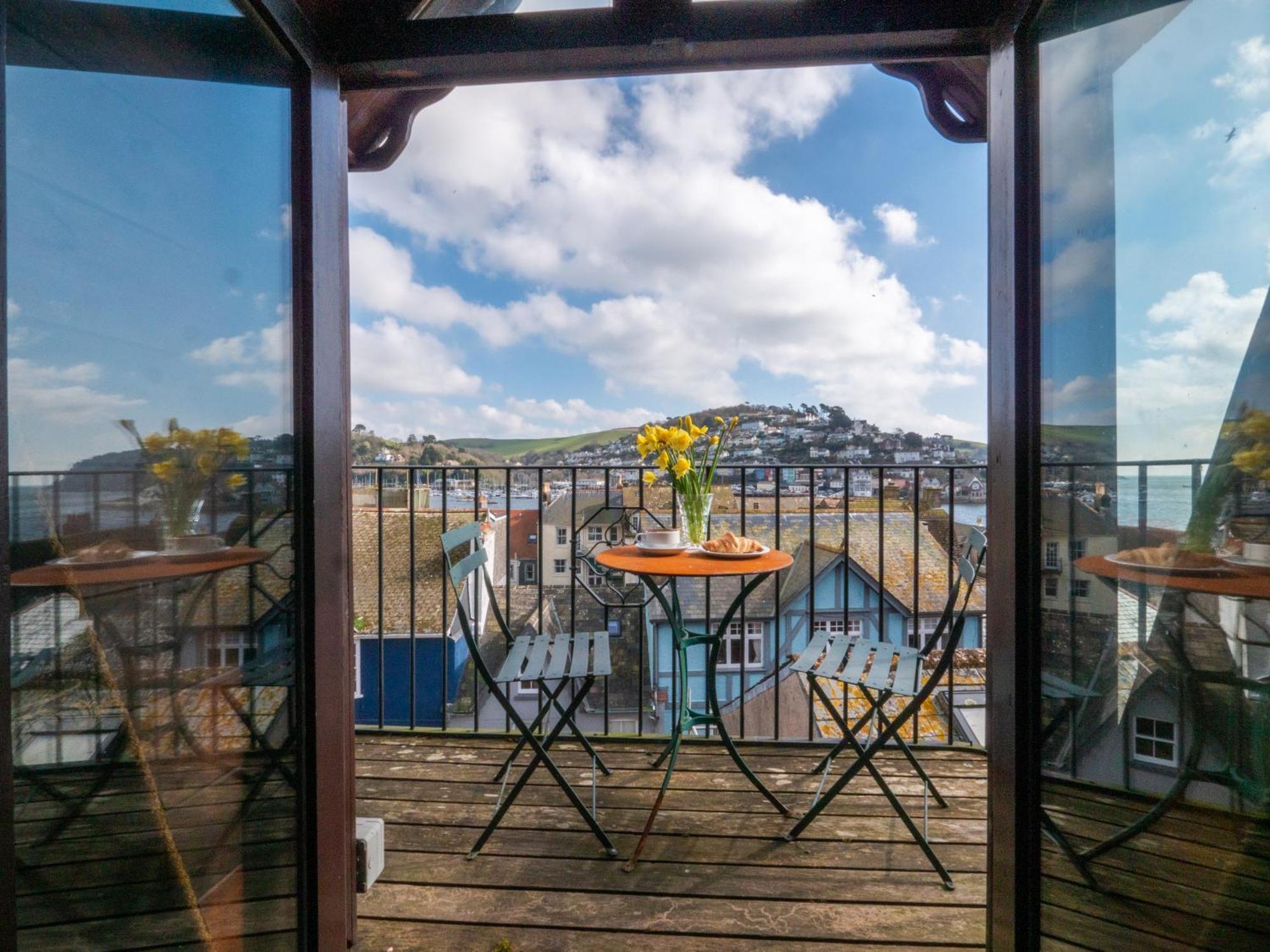 River View With Parking & Balcony Apartment